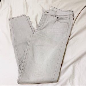 Grey skinny jeans